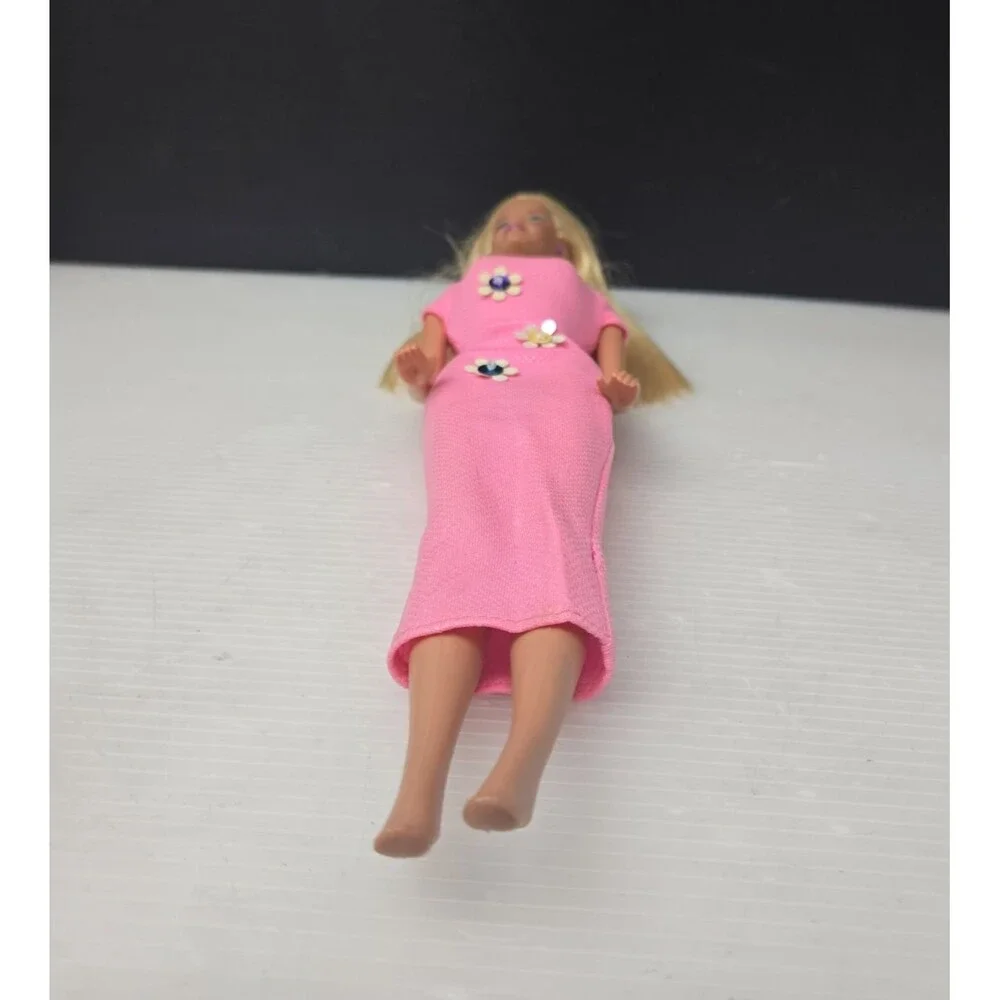 Barbie Cool Clips Doll Blonde Hair Pink Dress Flowers Sparkles 2001 #50598 Vtg